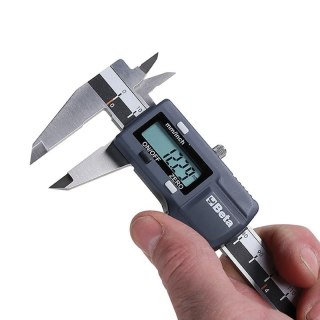 BETA SUWMIARKA Z ODCZYTEM CYFROWYM 0-150MM