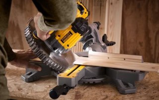 STANLEY PILARKA UKOSOWA, UKOŚNICA AKUM. 190MM 18V V20 1*4.0AH